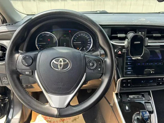 Toyota Levin Plug-in Hybrid 2019 1.8PH GS CVT Versión de élite interior foto 13 Toyota Levin Plug-in Hybrid 2019 1.8PH GS CVT Versión de élite interior foto 13