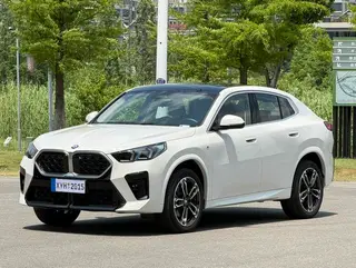 BMW X2 2024 sDrive25i M Conjunto deportivo