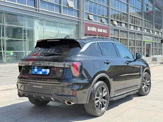 LYNK & CO 01 2023 2.0TD Tipo de tracción en dos ruedas Pro interior foto 17 LYNK & CO 01 2023 2.0TD Tipo de tracción en dos ruedas Pro interior foto 17
