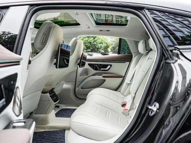 Mercedes-Benz EQS AMG 2023 AMG EQS 53 4MATIC interior photo 11