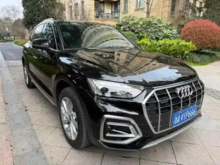 Audi Q5L 2024 40TFSI Lujo y elegante exterior foto 3 Audi Q5L 2024 40TFSI Lujo y elegante exterior foto 3