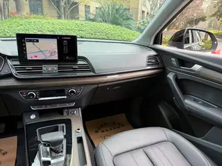 Audi Q5L 2024 40TFSI Lujo y elegante interior foto 12 Audi Q5L 2024 40TFSI Lujo y elegante interior foto 12