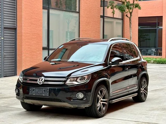 Volkswagen Tiguan 2012 2.0TSI Luxury Edition exterior photo 1 Volkswagen Tiguan 2012 2.0TSI Luxury Edition exterior photo 1