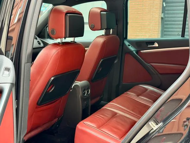 Volkswagen Tiguan 2012 2.0TSI Luxury Edition exterior photo 9 Volkswagen Tiguan 2012 2.0TSI Luxury Edition exterior photo 9
