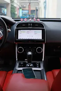 Jaguar XEL 2021 2.0T 200PS R-DYNAMIC Youth Sports Edition interior photo 8 Jaguar XEL 2021 2.0T 200PS R-DYNAMIC Youth Sports Edition interior photo 8