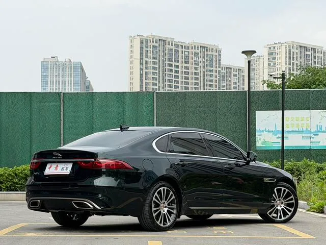 Jaguar XFL 2024 2.0T P250 Two-wheel drive exclusive deluxe edition exterior photo 4 Jaguar XFL 2024 2.0T P250 Two-wheel drive exclusive deluxe edition exterior photo 4