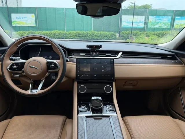 Jaguar XFL 2024 2.0T P250 Two-wheel drive exclusive deluxe edition exterior photo 7 Jaguar XFL 2024 2.0T P250 Two-wheel drive exclusive deluxe edition exterior photo 7