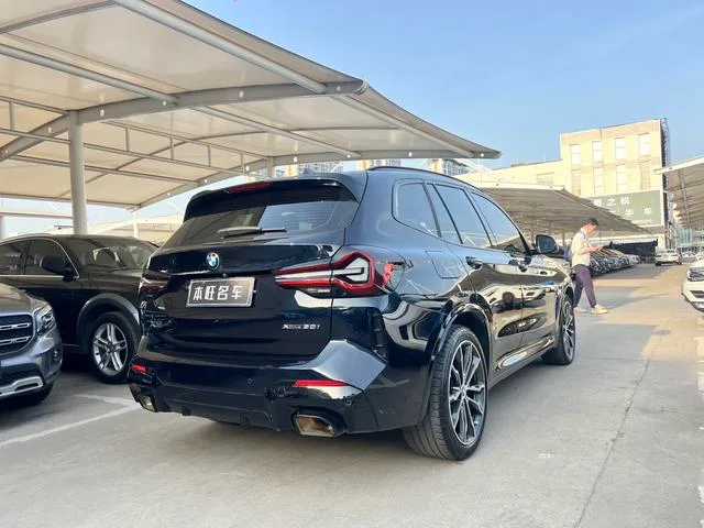 BMW X3 2022 xDrive30i Leader M Ensemble de nuit Yao intérieur photo 19