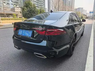 Jaguar XFL 2021 2.0T P250 Four-wheel drive obsidian black sports version exterior photo 6 Jaguar XFL 2021 2.0T P250 Four-wheel drive obsidian black sports version exterior photo 6