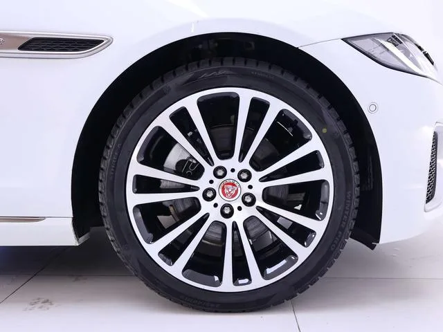 Jaguar XFL 2024 2.0T P250 Two-wheel drive exclusive deluxe edition exterior photo 7 Jaguar XFL 2024 2.0T P250 Two-wheel drive exclusive deluxe edition exterior photo 7
