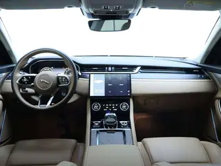 Jaguar XFL 2024 2.0T P250 Two-wheel drive exclusive deluxe edition interior photo 14 Jaguar XFL 2024 2.0T P250 Two-wheel drive exclusive deluxe edition interior photo 14