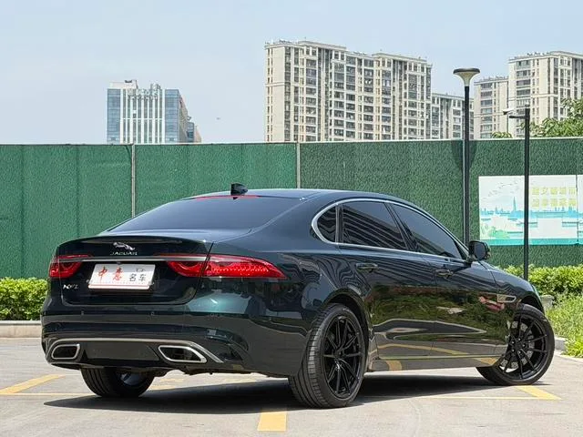 Jaguar XFL 2022 2.0T P250 Two-wheel drive exclusive deluxe edition exterior photo 4 Jaguar XFL 2022 2.0T P250 Two-wheel drive exclusive deluxe edition exterior photo 4