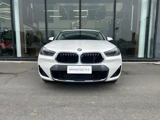 BMW X2 2021 sDrive25i M Спортивный костюм экстерьер фото 2