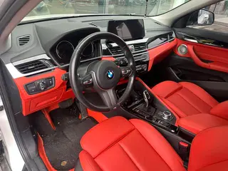 BMW X2 2021 sDrive25i M Спортивный костюм экстерьер фото 6
