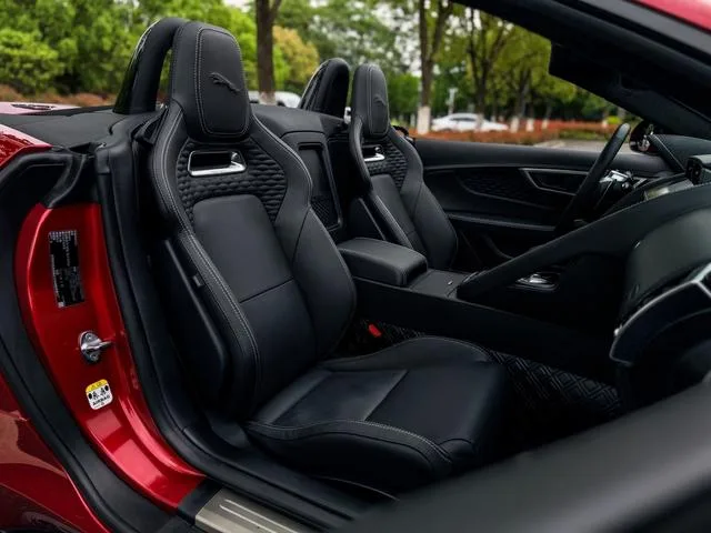 Jaguar F-TYPE 2023 P300 Convertible version R-DYNAMIC BLACK exterior photo 9 Jaguar F-TYPE 2023 P300 Convertible version R-DYNAMIC BLACK exterior photo 9
