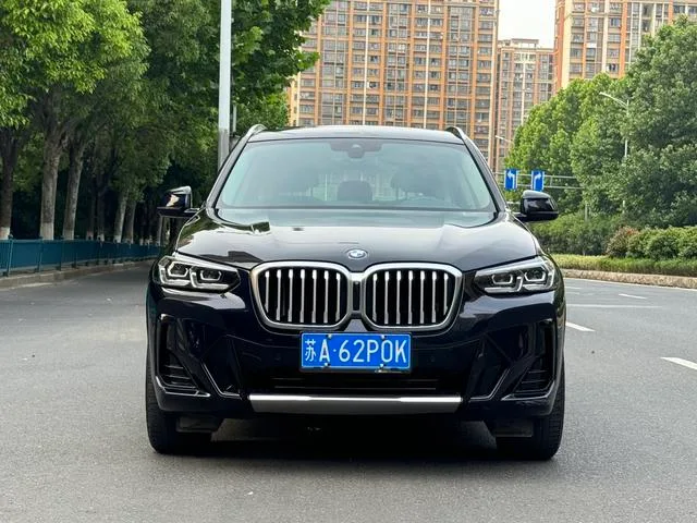BMW X3 2022 xDrive25i M Ensemble de sport extérieur photo 2