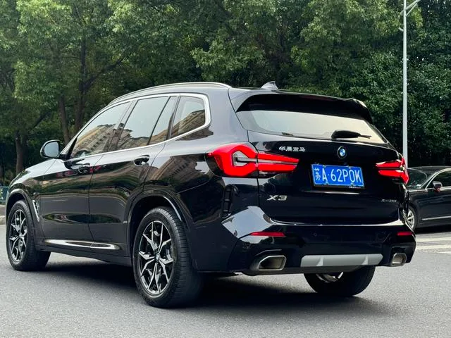 BMW X3 2022 xDrive25i M Ensemble de sport extérieur photo 4