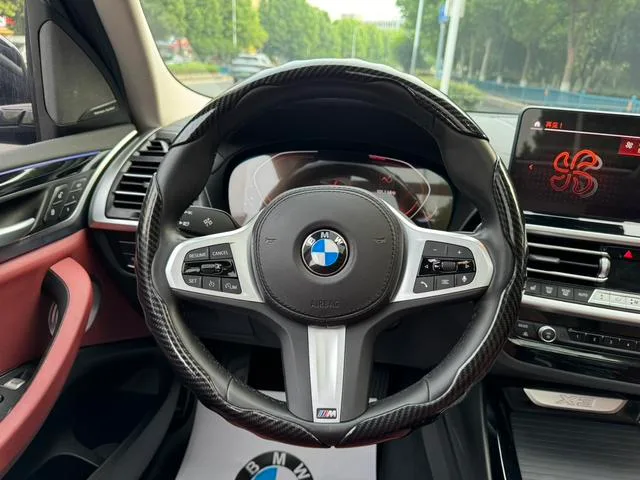 BMW X3 2022 xDrive25i M Ensemble de sport intérieur photo 15