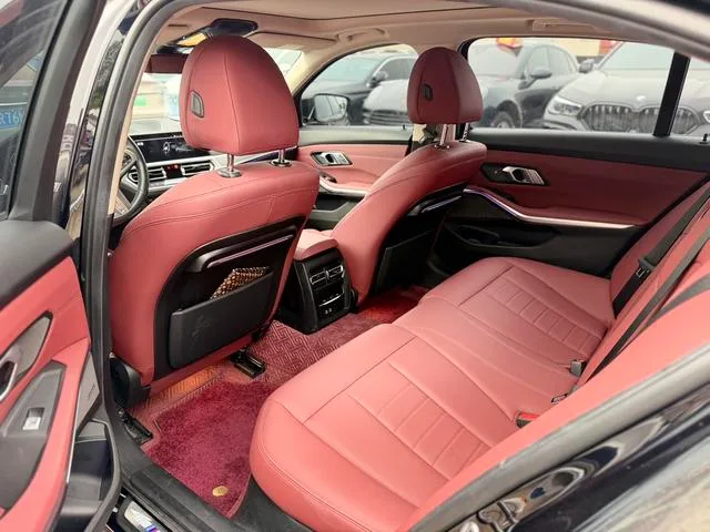 BMW 3 Series 2021 325Li M Sports Night Suit interior photo 8 BMW 3 Series 2021 325Li M Sports Night Suit interior photo 8