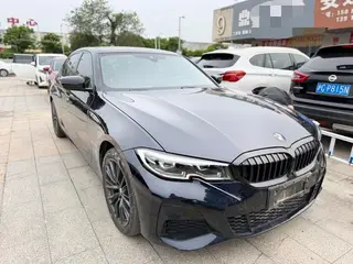 BMW 3 Series 2021 325Li M Sports Night Suit interior photo 9 BMW 3 Series 2021 325Li M Sports Night Suit interior photo 9