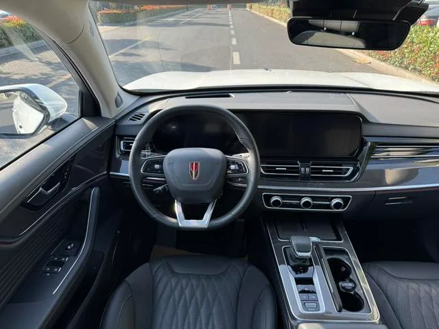 Hongqi HS5 2023 2.0T Flag Collar Pro version exterior photo 7 Hongqi HS5 2023 2.0T Flag Collar Pro version exterior photo 7