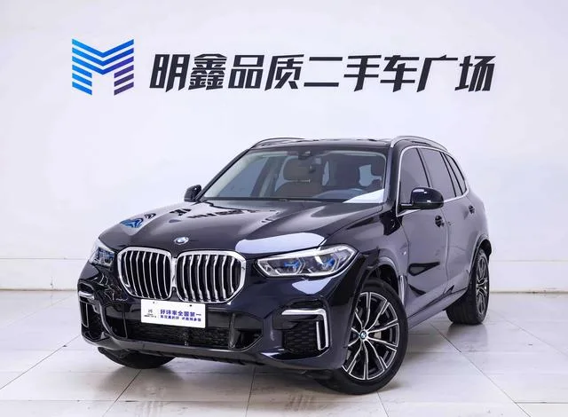 BMW X5 2022 Модификация xDrive 30Li Премиум-класса M Спортивный костюм экстерьер фото 1 BMW X5 2022 Модификация xDrive 30Li Премиум-класса M Спортивный костюм экстерьер фото 1