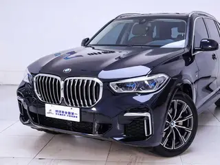 BMW X5 2022 Модификация xDrive 30Li Премиум-класса M Спортивный костюм экстерьер фото 4 BMW X5 2022 Модификация xDrive 30Li Премиум-класса M Спортивный костюм экстерьер фото 4