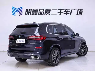 BMW X5 2022 Модификация xDrive 30Li Премиум-класса M Спортивный костюм экстерьер фото 8 BMW X5 2022 Модификация xDrive 30Li Премиум-класса M Спортивный костюм экстерьер фото 8