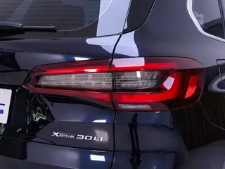 BMW X5 2022 Модификация xDrive 30Li Премиум-класса M Спортивный костюм экстерьер фото 10 BMW X5 2022 Модификация xDrive 30Li Премиум-класса M Спортивный костюм экстерьер фото 10