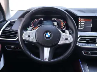 BMW X5 2022 Модификация xDrive 30Li Премиум-класса M Спортивный костюм интерьер фото 17 BMW X5 2022 Модификация xDrive 30Li Премиум-класса M Спортивный костюм интерьер фото 17