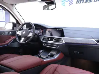 BMW X5 2022 Модификация xDrive 30Li Премиум-класса M Спортивный костюм интерьер фото 20 BMW X5 2022 Модификация xDrive 30Li Премиум-класса M Спортивный костюм интерьер фото 20