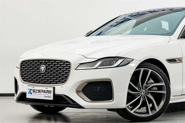 Jaguar XFL 2024 2.0T P300 Edición dorada deportiva insignia con tracción en las cuatro ruedas exterior foto 3 Jaguar XFL 2024 2.0T P300 Edición dorada deportiva insignia con tracción en las cuatro ruedas exterior foto 3