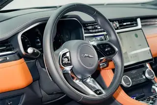Jaguar XFL 2024 2.0T P300 Edición dorada deportiva insignia con tracción en las cuatro ruedas exterior foto 9 Jaguar XFL 2024 2.0T P300 Edición dorada deportiva insignia con tracción en las cuatro ruedas exterior foto 9