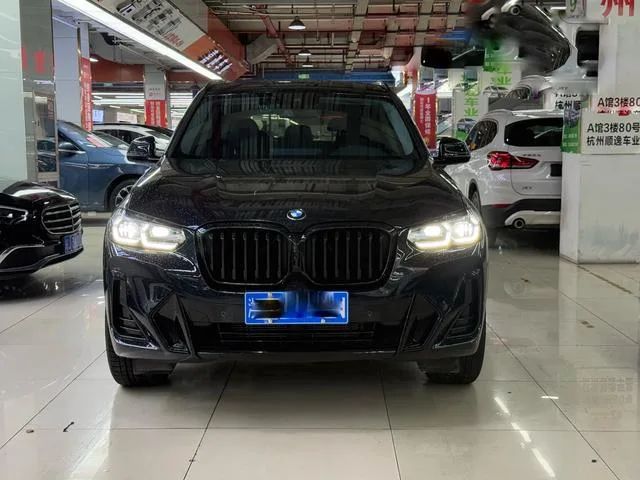 BMW X3 2023 xDrive30i Líder M Traje de noche Yao exterior foto 2 BMW X3 2023 xDrive30i Líder M Traje de noche Yao exterior foto 2