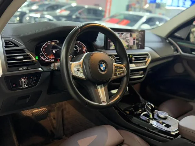 BMW X3 2023 xDrive30i Líder M Traje de noche Yao exterior foto 4 BMW X3 2023 xDrive30i Líder M Traje de noche Yao exterior foto 4