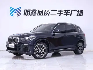 BMW X5 2021 xDrive30i M Sports suit exterior photo 3