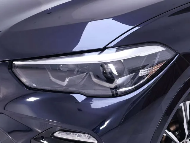 BMW X5 2021 xDrive30i M Sports suit exterior photo 5