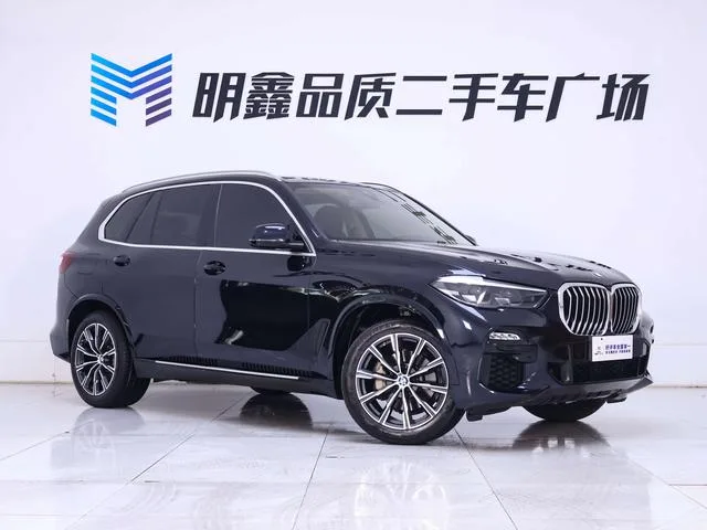 BMW X5 2021 xDrive30i M Sports suit exterior photo 6