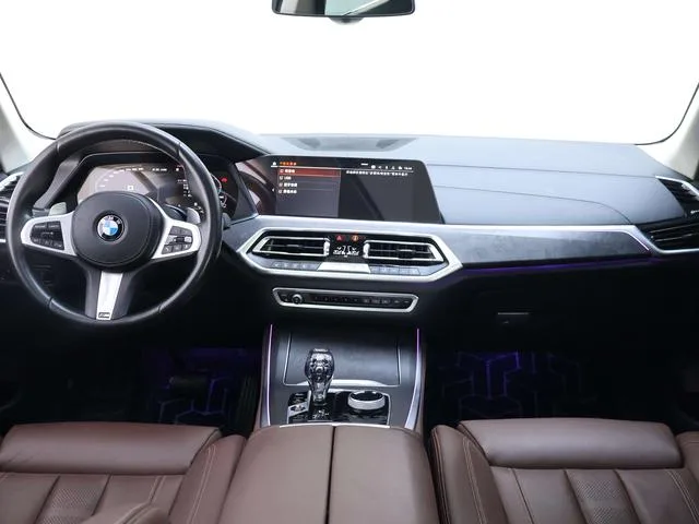 BMW X5 2021 xDrive30i M Sports suit interior photo 14