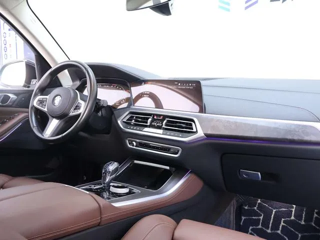 BMW X5 2021 xDrive30i M Sports suit interior photo 20