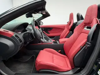 Jaguar F-TYPE 2024 P300 75 Edición convertible de la colección de aniversario exterior foto 6 Jaguar F-TYPE 2024 P300 75 Edición convertible de la colección de aniversario exterior foto 6