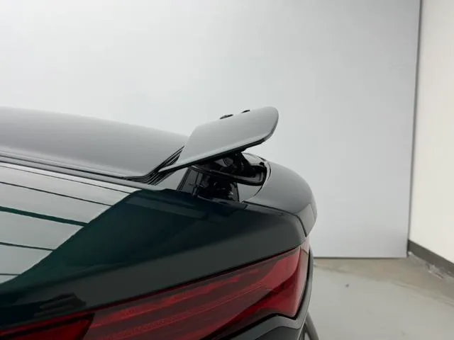 Jaguar F-TYPE 2024 P300 75 Edición convertible de la colección de aniversario interior foto 14 Jaguar F-TYPE 2024 P300 75 Edición convertible de la colección de aniversario interior foto 14