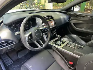 Jaguar XEL 2022 2.0T 200PS R-DYNAMIC Edición deportiva juvenil exterior foto 9 Jaguar XEL 2022 2.0T 200PS R-DYNAMIC Edición deportiva juvenil exterior foto 9