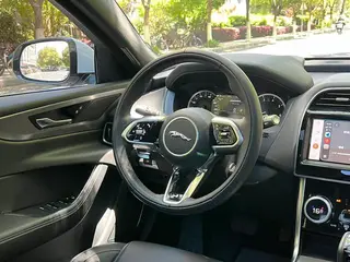 Jaguar XEL 2022 2.0T 200PS R-DYNAMIC Edición deportiva juvenil interior foto 17 Jaguar XEL 2022 2.0T 200PS R-DYNAMIC Edición deportiva juvenil interior foto 17