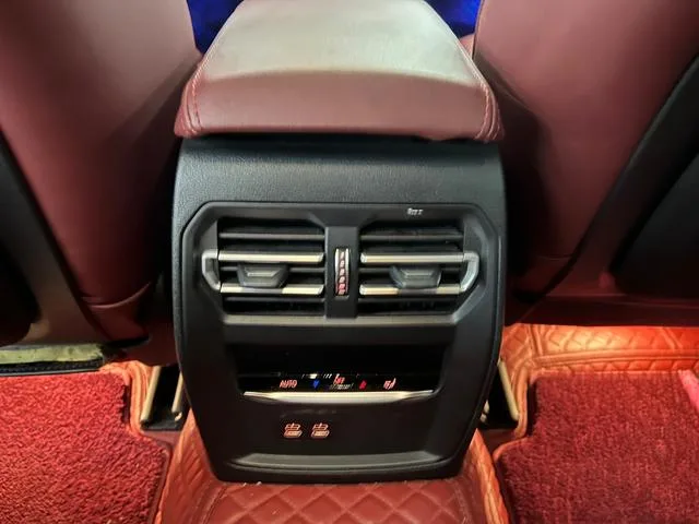 BMW 3 Series 2021 325i M Sports suit interior photo 13