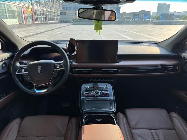 Lincoln Nautilus 2021 2.7T Edición Zunyao con tracción en las cuatro ruedas exterior foto 7 Lincoln Nautilus 2021 2.7T Edición Zunyao con tracción en las cuatro ruedas exterior foto 7