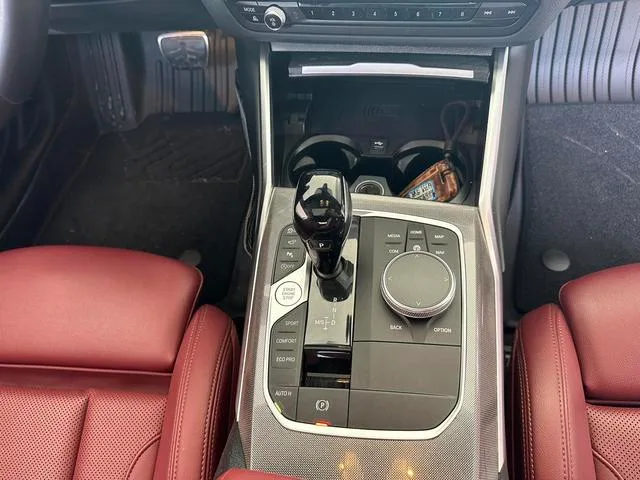 BMW 4 Series 2022 Restyling 430i M Sports Night Suit interior photo 10 BMW 4 Series 2022 Restyling 430i M Sports Night Suit interior photo 10