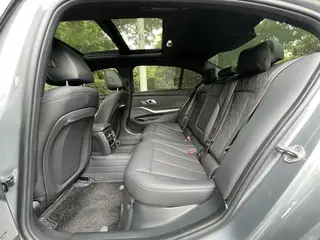BMW 3 Series 2025 330Li Premium Class M Sports Night Suit exterior photo 10 BMW 3 Series 2025 330Li Premium Class M Sports Night Suit exterior photo 10