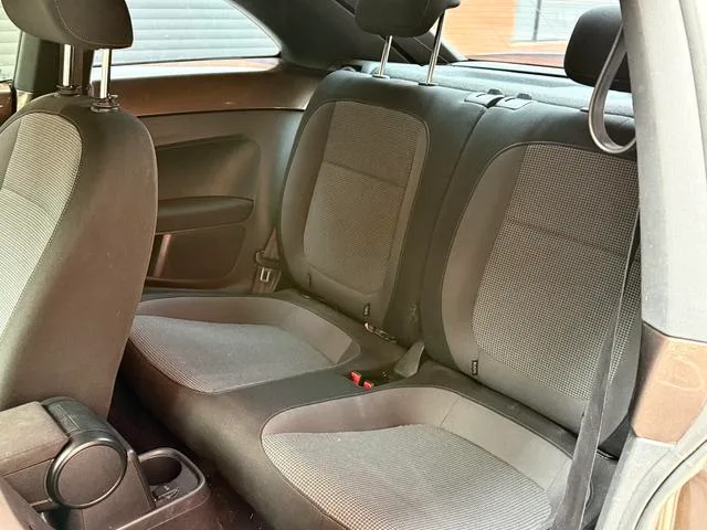 Volkswagen Beetle 2014 1.4TSI Fashionable exterior photo 8 Volkswagen Beetle 2014 1.4TSI Fashionable exterior photo 8