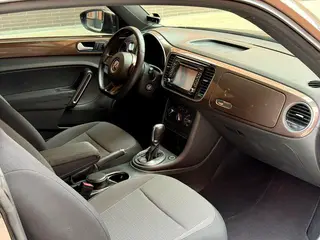 Volkswagen Beetle 2014 1.4TSI Fashionable interior photo 14 Volkswagen Beetle 2014 1.4TSI Fashionable interior photo 14